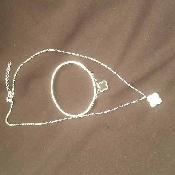 Double-Sided four-leaf clover Necklace & bracelet - Picture 1 of 3